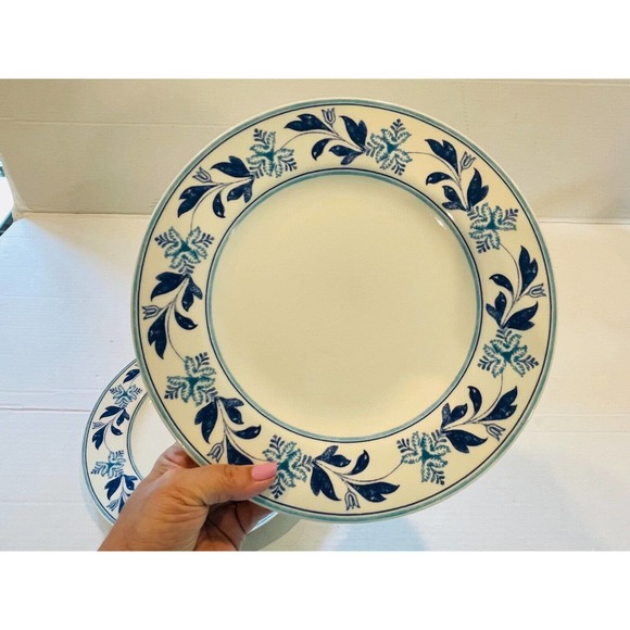 Johnson Brothers Farmhouse Kitchen Blue Fern Dinner Plates- Set of 4 - Picture 2 of 7